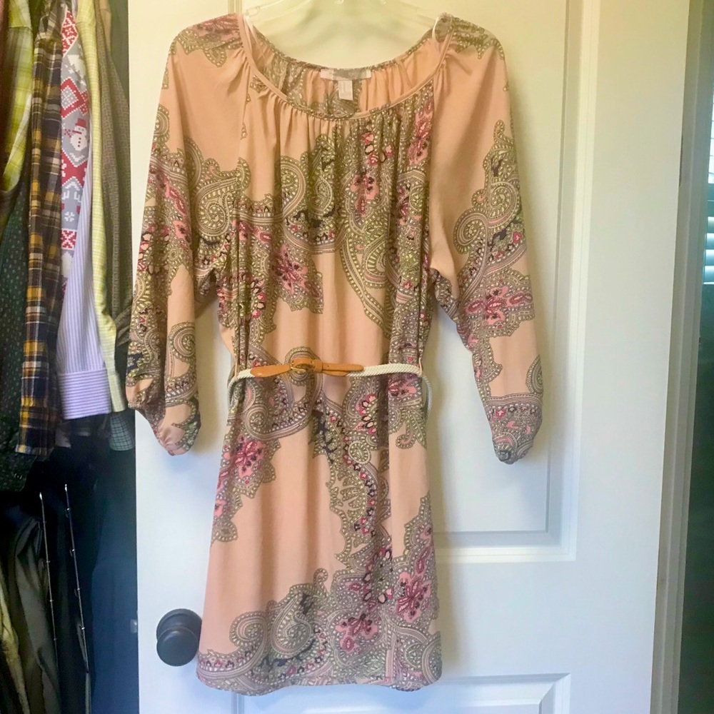Peach/pink paisley belted dress